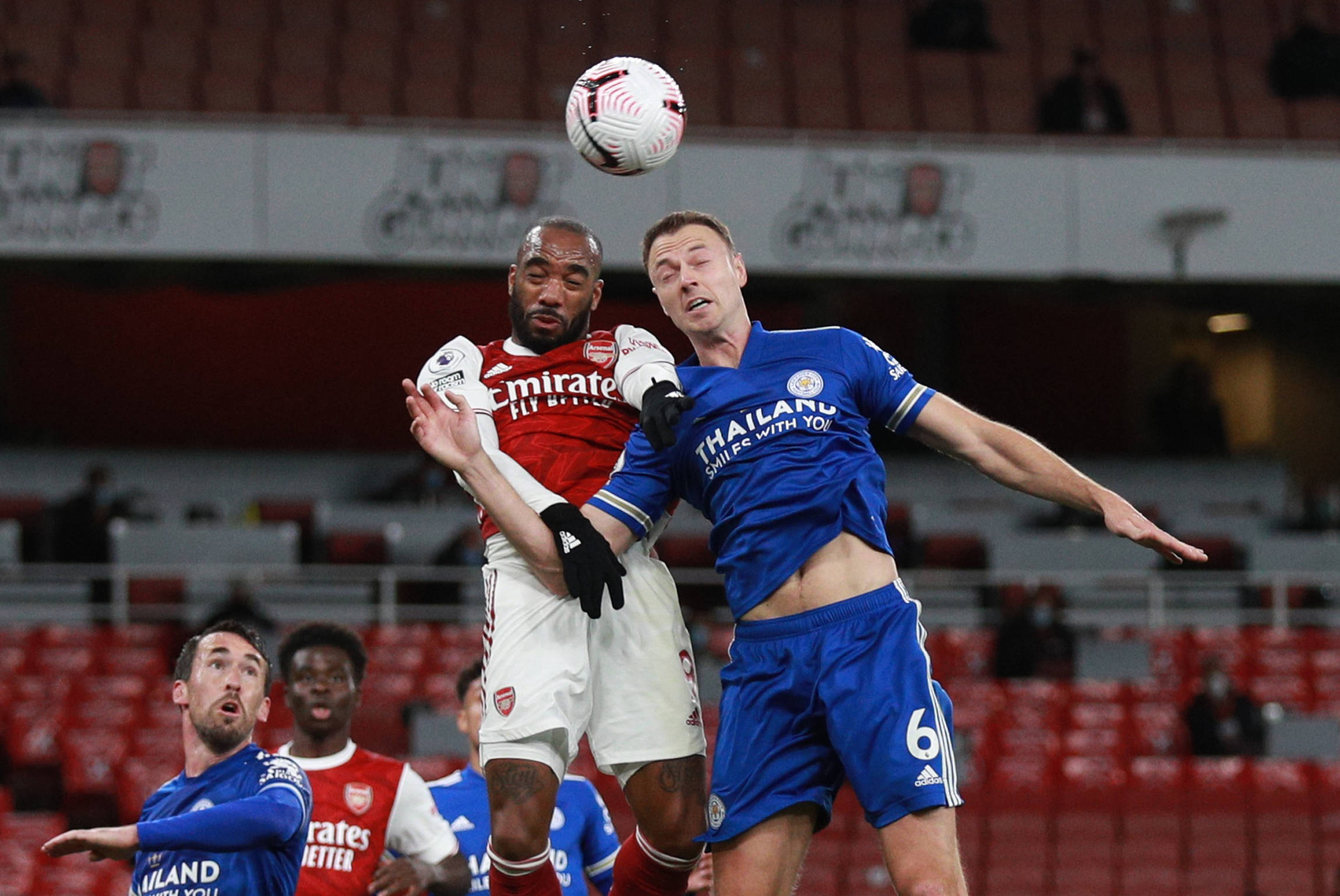 更涉及到球 更涉及到球