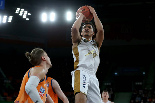 年轻球员的 年轻球员的